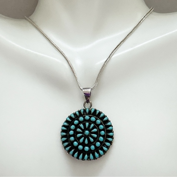 Vintage Zuni Turquoise Needlepoint Petit Point Cluster Sterling Silver Necklace